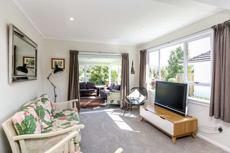 16 Awanui Street Merrilands_23
