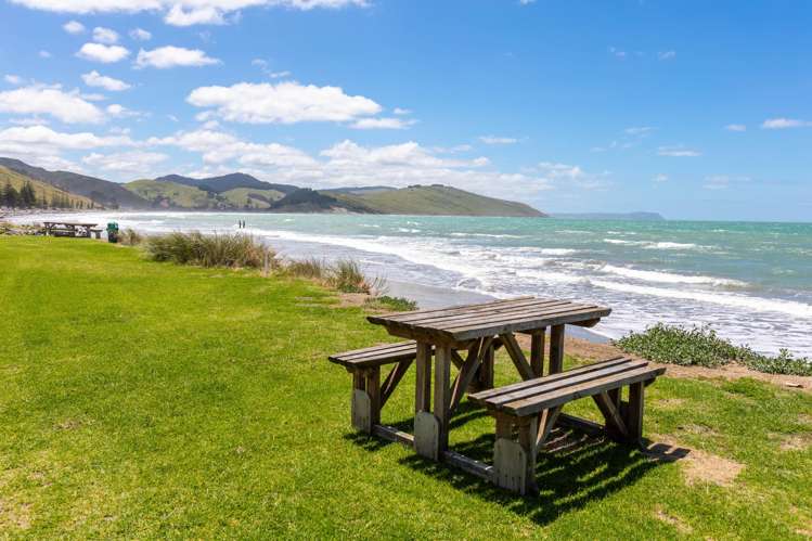 54 Akitio Esplanade Akitio_0