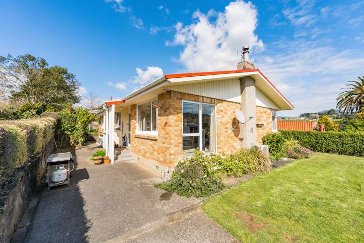 61 Victoria Street Waikino_18