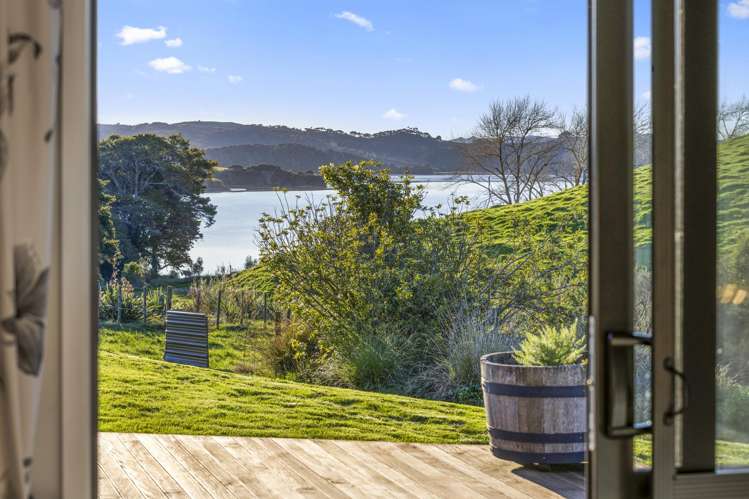 192 Hauroto Bay Road Raglan_28