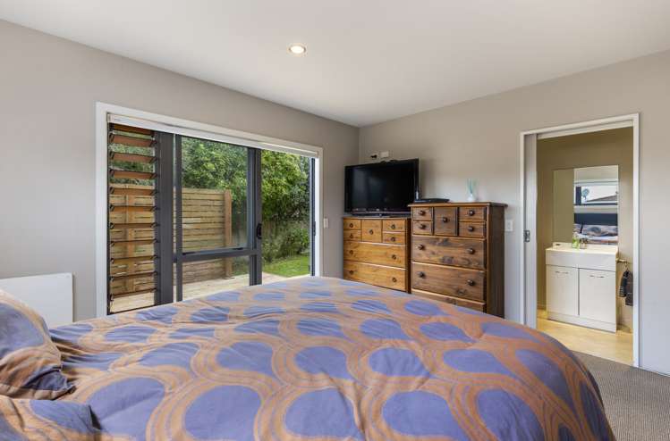 2/12 Glengarry Place Hilltop_11