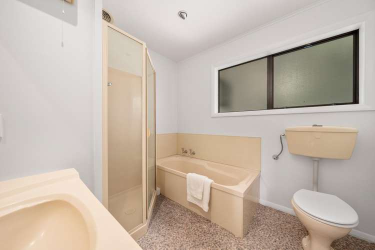 57 Handyside Street Tawa_14