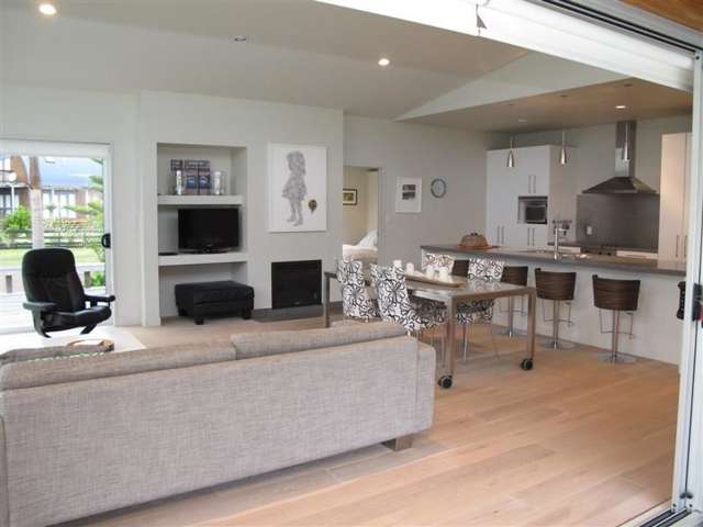 105 Ocean Close Matarangi_4