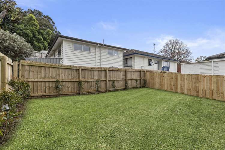 8 Kupari Place Totara Vale_18