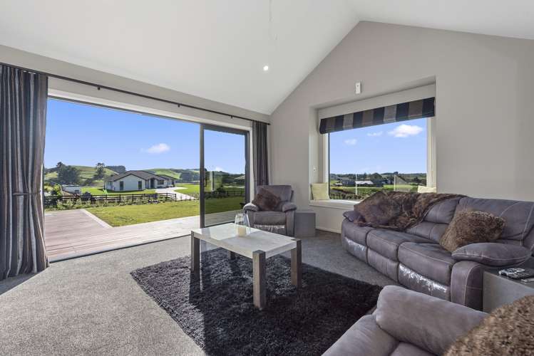 39 Houkura Rise Whatawhata_13