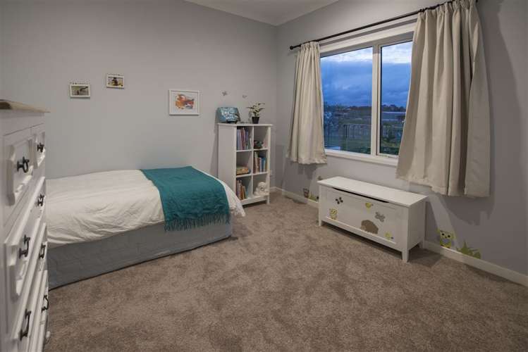 172 Lakes Boulevard Pyes Pa_13