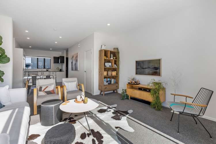 8 Joshua Carder Drive Hobsonville_8