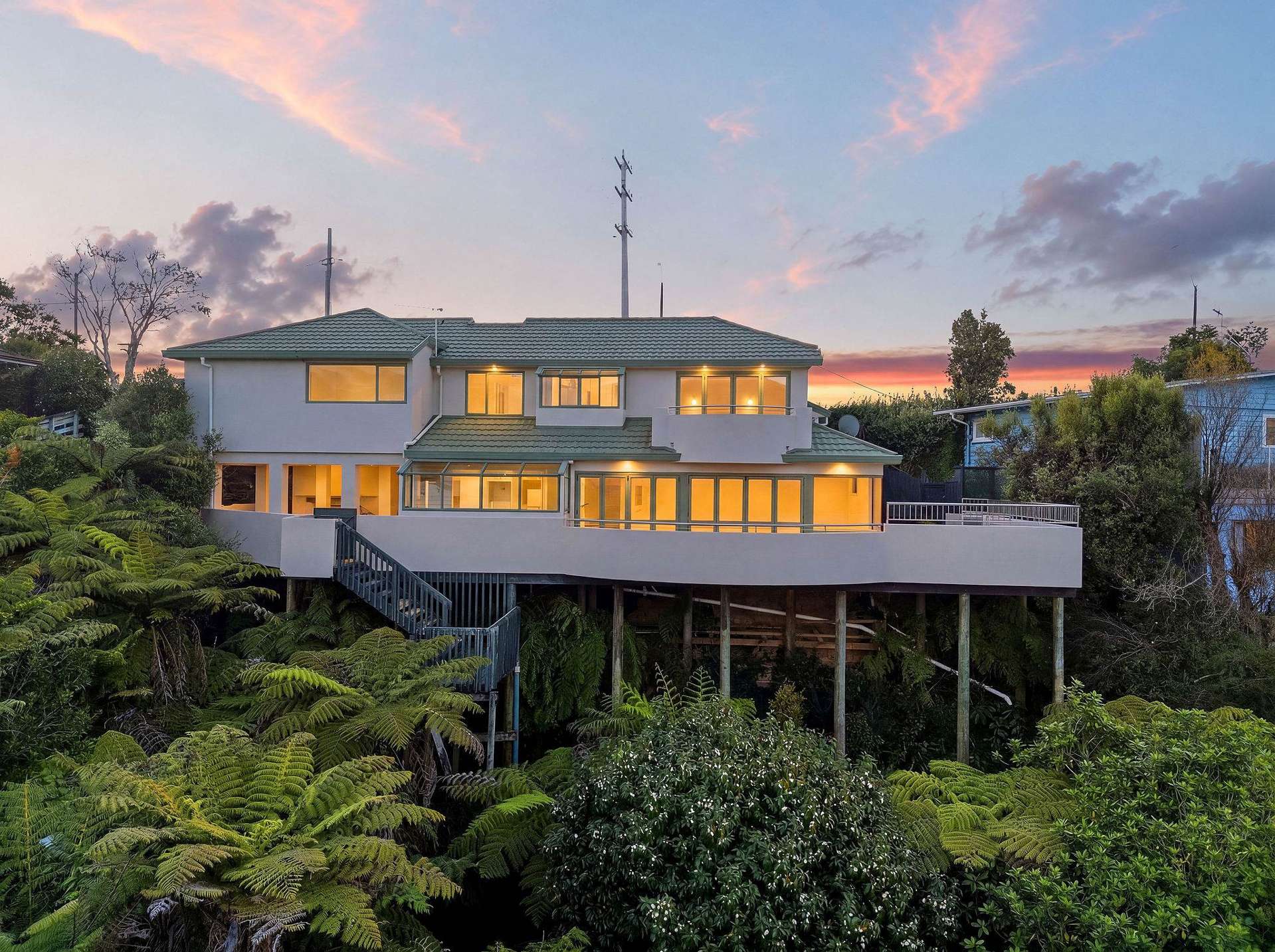 825 East Coast Road Browns Bay_0