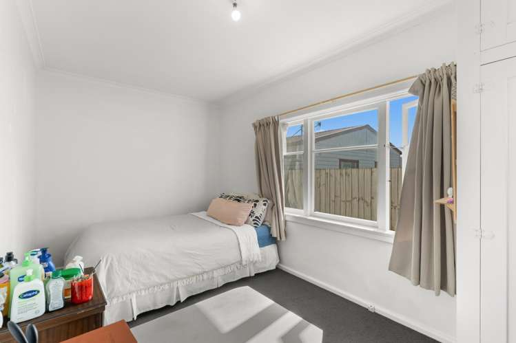 54 Neill Street Hornby_10