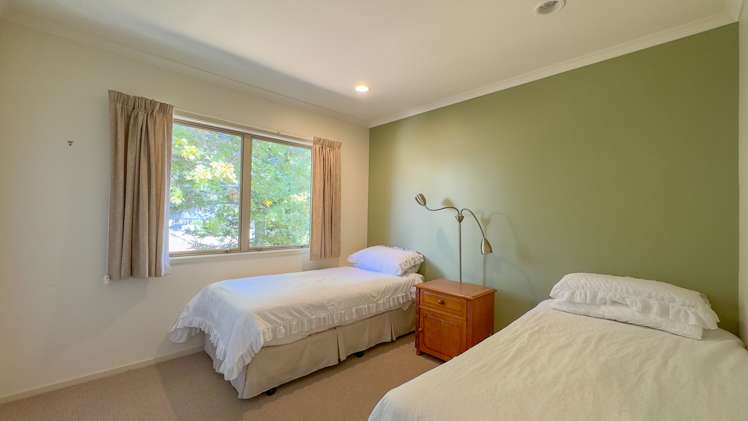 19 Crown Reef Pauanui_14