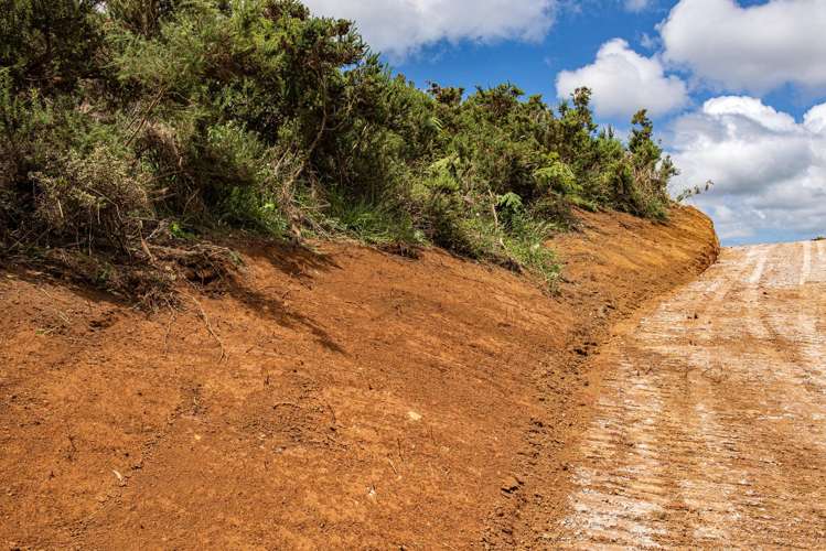 1403 Russell Road Helena Bay_18