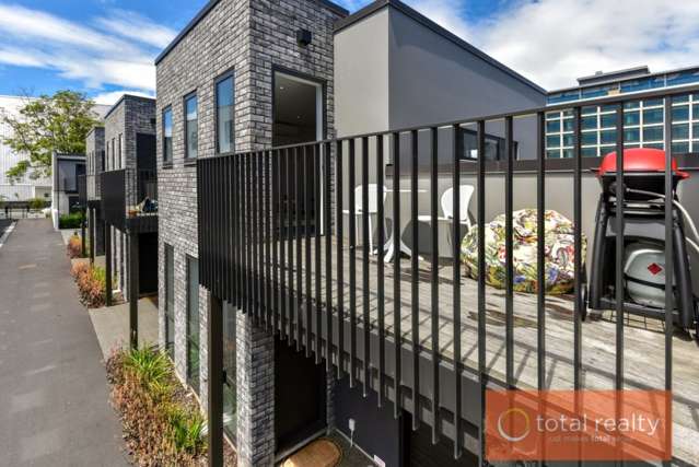 2/212 Hereford Street Christchurch Central_1