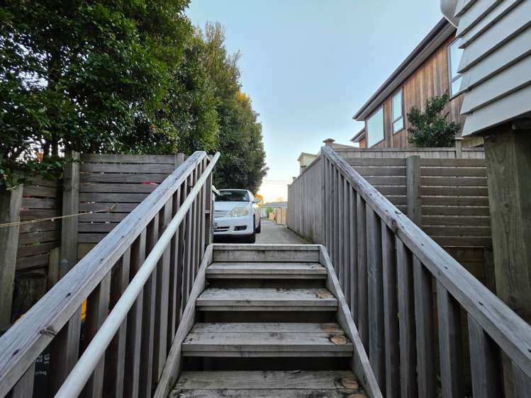 20C KOHEKOHE STREET New Lynn_3