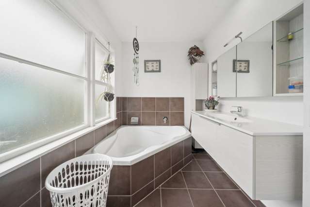 315 Massey Road Mangere East_3
