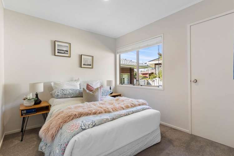 53 Centorian Drive Windsor Park_17