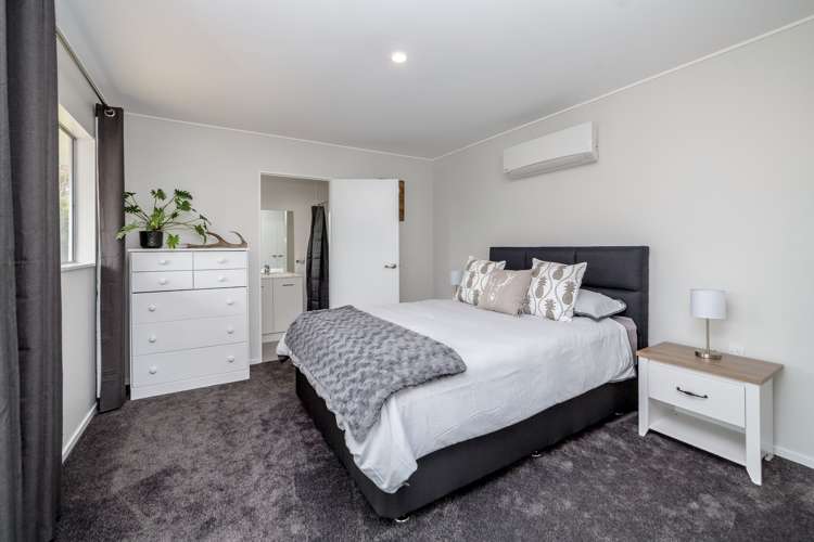 70 Woodward Street Featherston_14