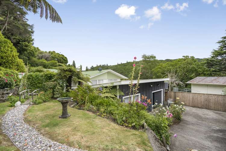 8 Willis Grove Wainuiomata_18
