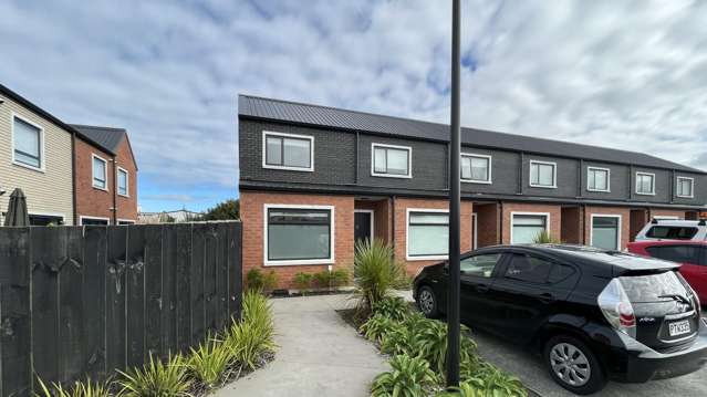 Mangere, 3 bedrooms