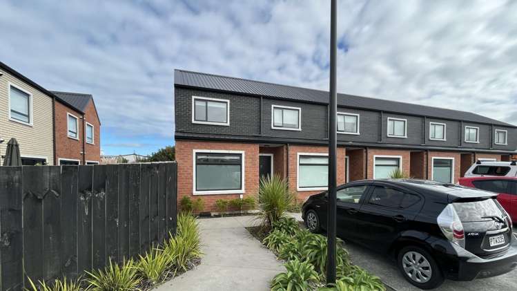 22/137 Hall Avenue_0