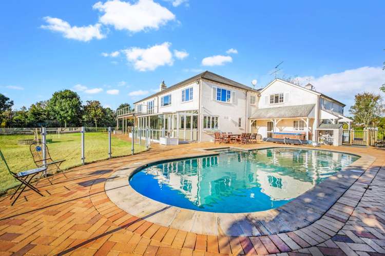 52 Porterfield Road Whitford_11