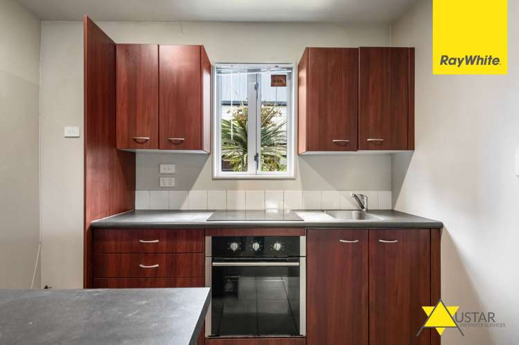 12/85 Portage Road New Lynn_5