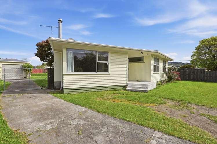 5 Nairn Road Mangakakahi_19