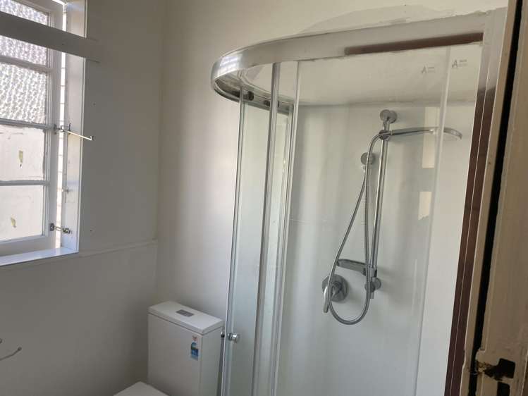 22 McGiffert Street West End_10