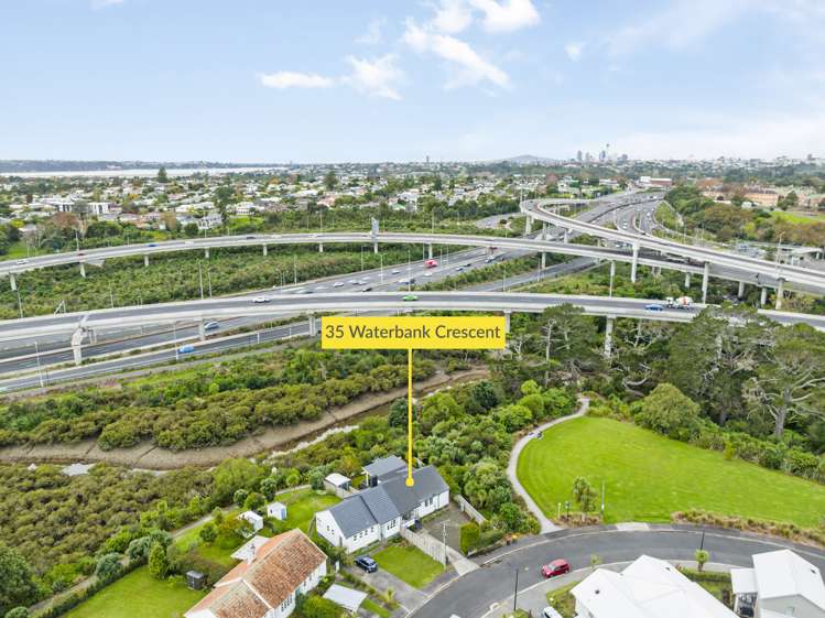 35 Waterbank Crescent Waterview_20