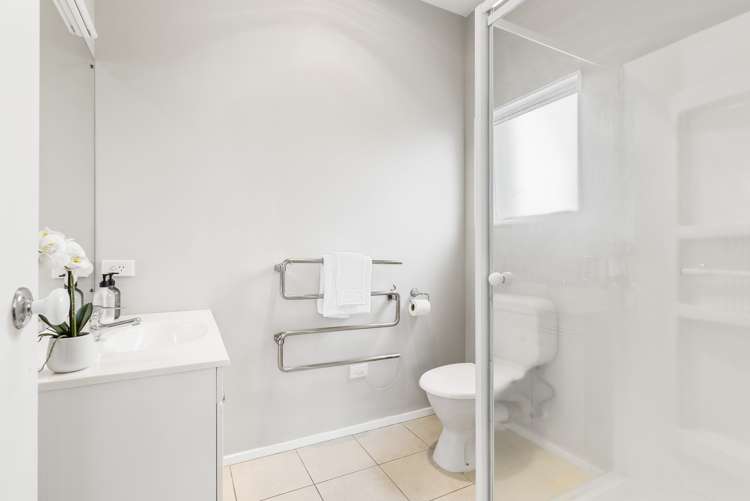 2/13 Eversleigh Road Belmont_8