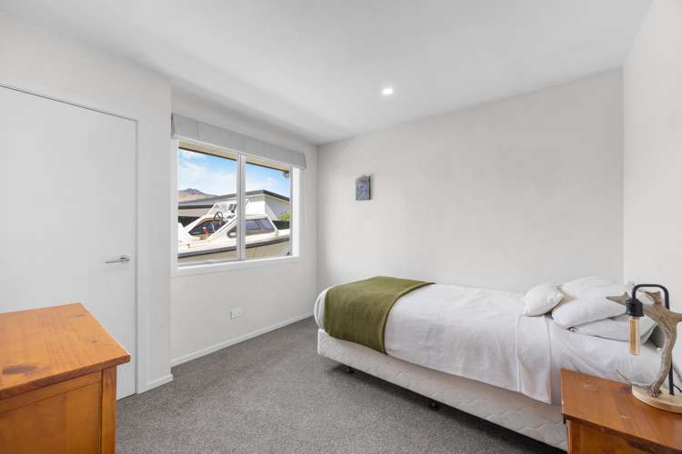 8 Pennycook Place Lake Hawea_9