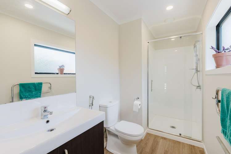 3/65 Knighton Road Hillcrest_7