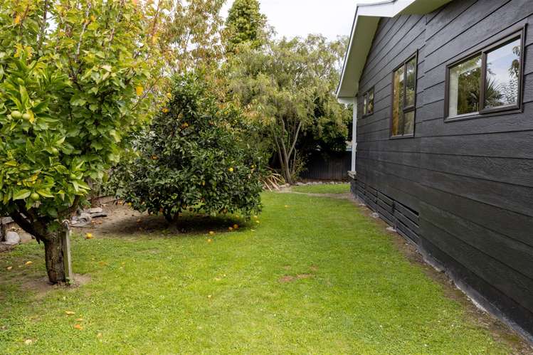 46 Gouland Road Spring Creek_21