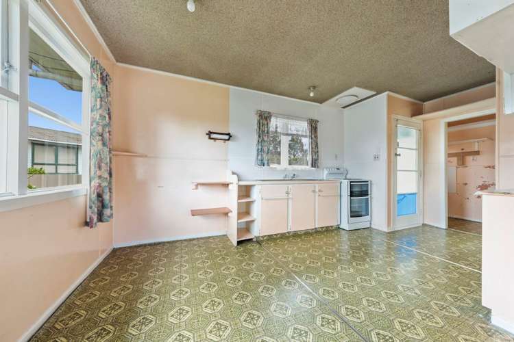 62 Clayton Avenue Otara_7