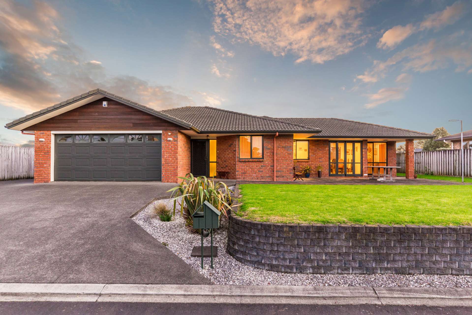 16 Watervista Place Mangere Bridge_0