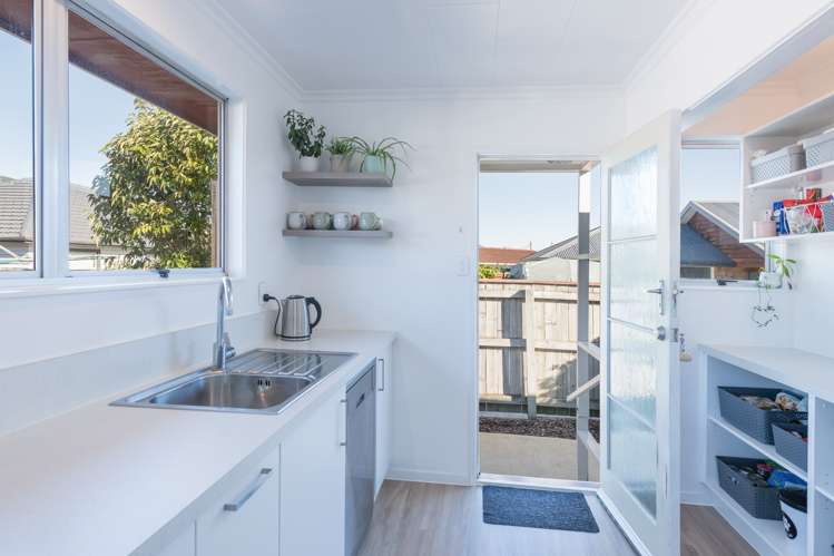 2/30 Titoki Street Stoke_6