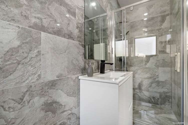 5 Younger Lane Massey_8