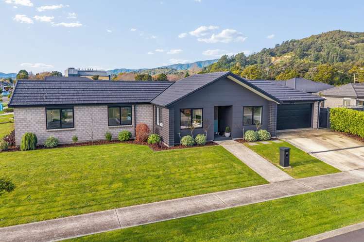 21 Te Kaeaea Crescent Wallaceville_26
