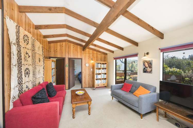 8 Cousins Avenue East Foxton Beach_6