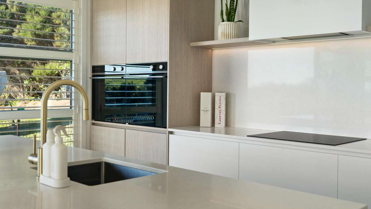 24 Orawahi Road_5
