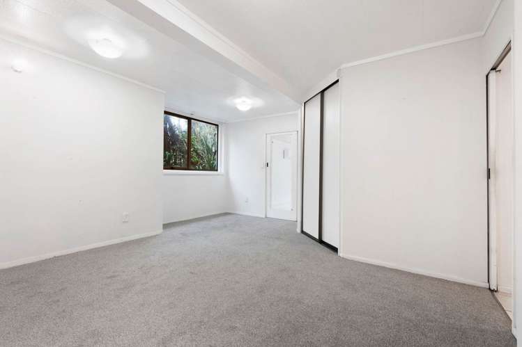 13 Reynolds Place Torbay_19