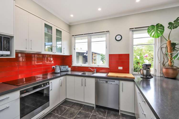 807 Oliphant Road_0