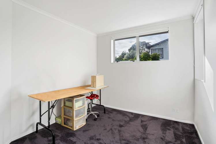 58 Holly Street Avondale_14