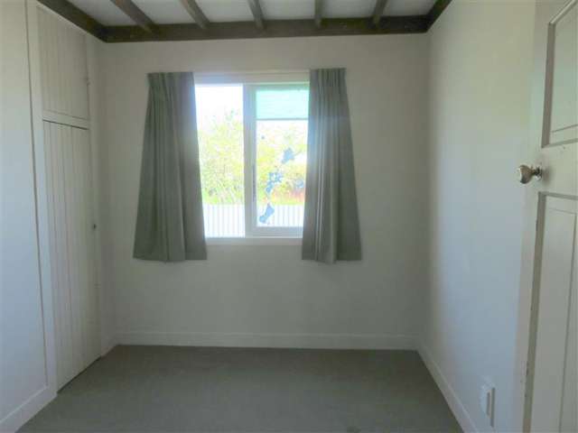 2/1012 Tomoana Road Mahora_4