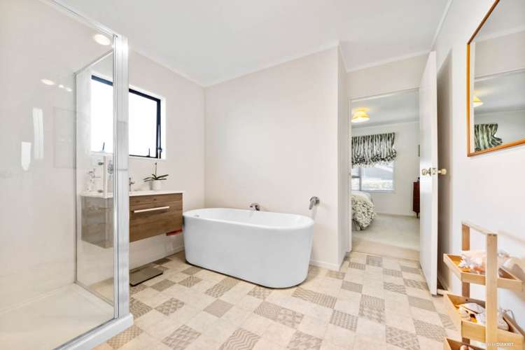 2/16 Arahoe Road New Lynn_13