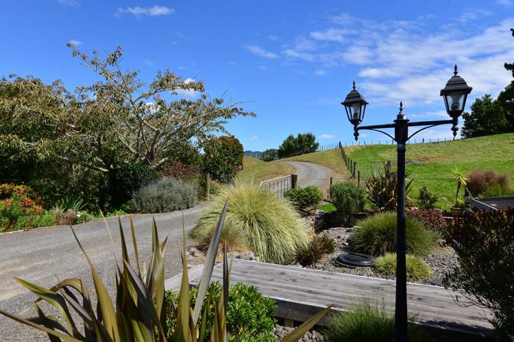 67 Highbrook Way Whatawhata_25