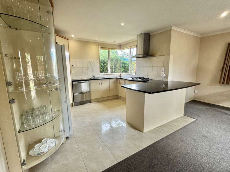 16 Monash Place Flat Bush_6