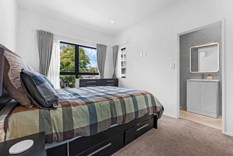 55a Hillside Road Mt Wellington_13