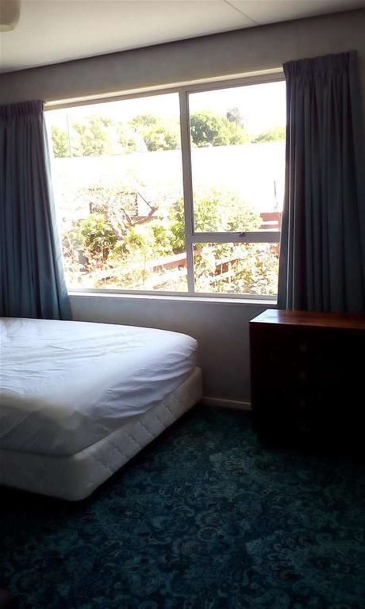 8b Brown Street Gore_12