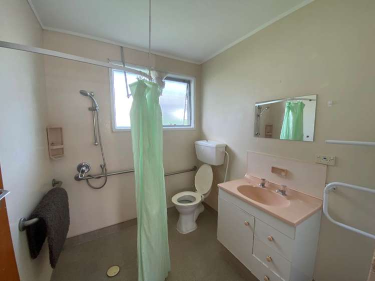 1/42 Halsey Road Manurewa_5