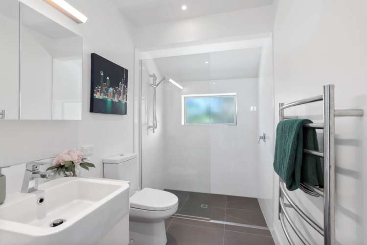 13a Divich Avenue Te Atatu South_13